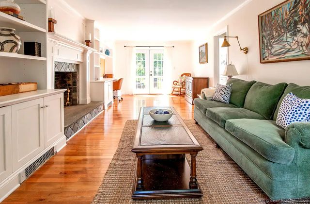 5 Hollow Spring Road, Norwalk, CT 06854