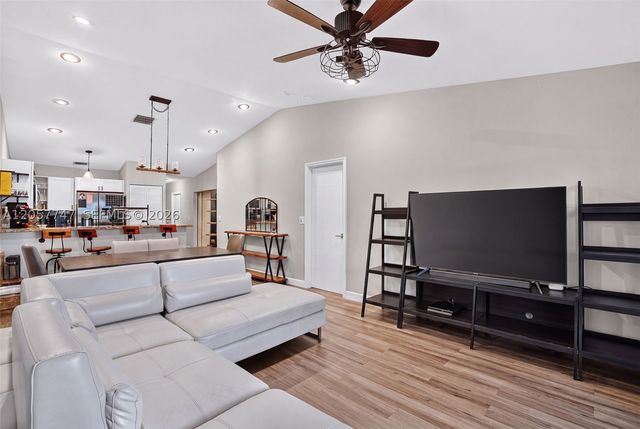 11324 SW 17th Ct, Miramar, FL 33025
