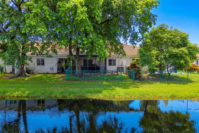 11324 SW 17th Ct, Miramar, FL 33025