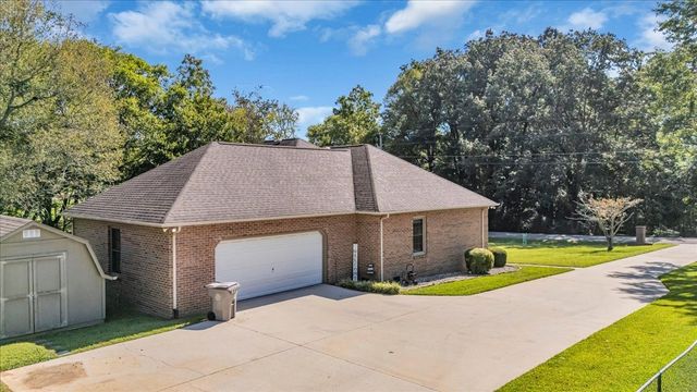 316 Timberlake Dr, Estill Springs, TN 37330
