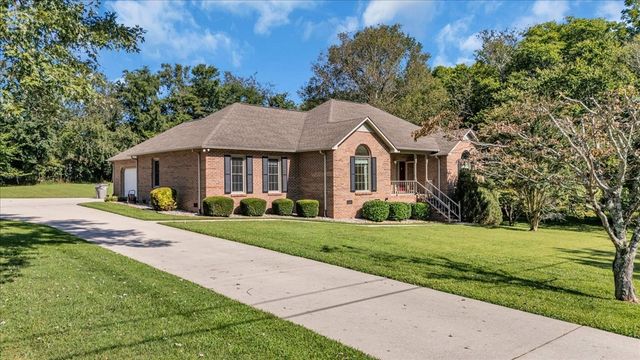 316 Timberlake Dr, Estill Springs, TN 37330