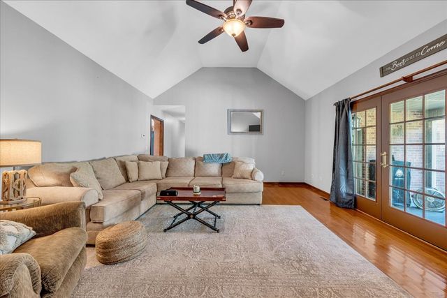 316 Timberlake Dr, Estill Springs, TN 37330