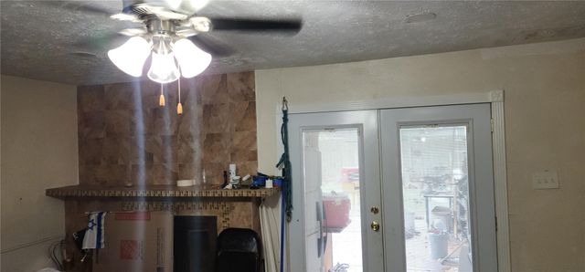 15611 Mendocino Drive, Houston, TX 77083