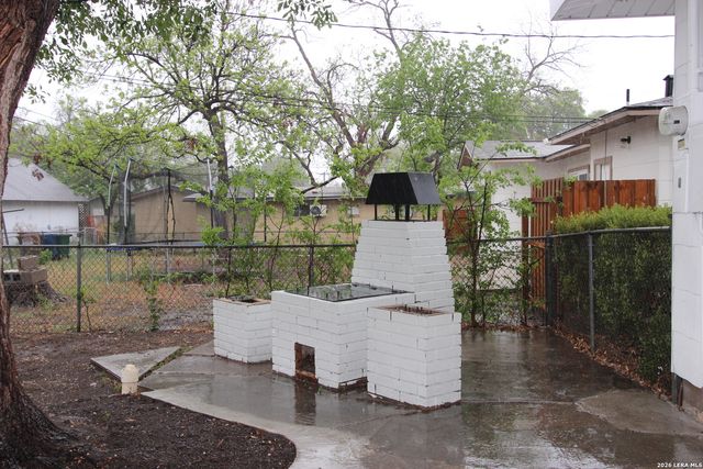 511 Adrian, San Antonio, TX 78213