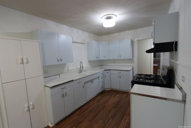 511 Adrian, San Antonio, TX 78213