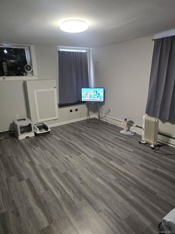 4216 Edson Avenue, Bronx, NY 10466