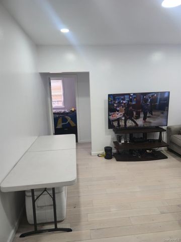 4216 Edson Avenue, Bronx, NY 10466