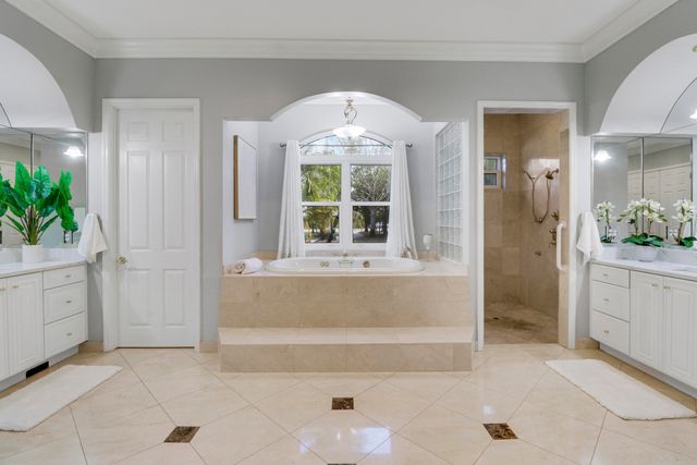 18512 SE Old Trail Drive E, Jupiter, FL 33478