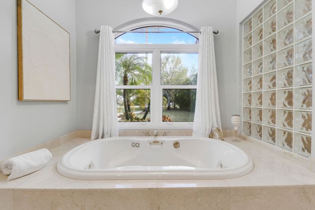 18512 SE Old Trail Drive E, Jupiter, FL 33478