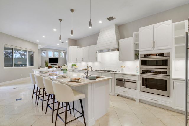 18512 SE Old Trail Drive E, Jupiter, FL 33478