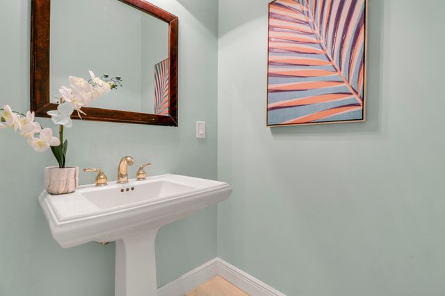 18512 SE Old Trail Drive E, Jupiter, FL 33478