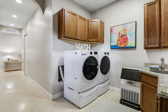 18512 SE Old Trail Drive E, Jupiter, FL 33478