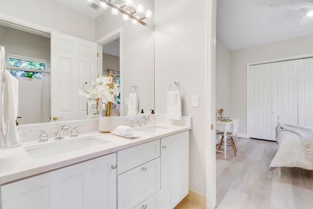 18512 SE Old Trail Drive E, Jupiter, FL 33478