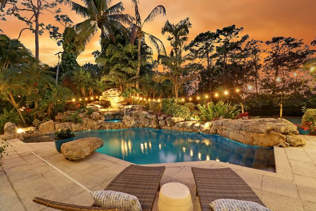 18512 SE Old Trail Drive E, Jupiter, FL 33478