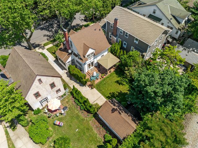 82 Superior Road, Floral Park, NY 11001