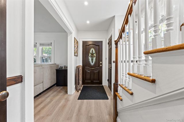 82 Superior Road, Floral Park, NY 11001