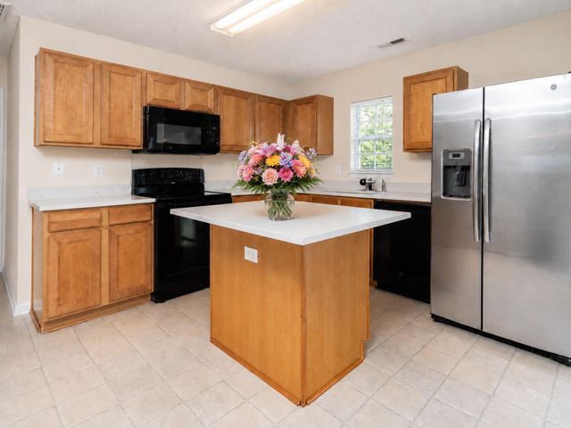 404 Brookfield Lane, Goose Creek, SC 29445