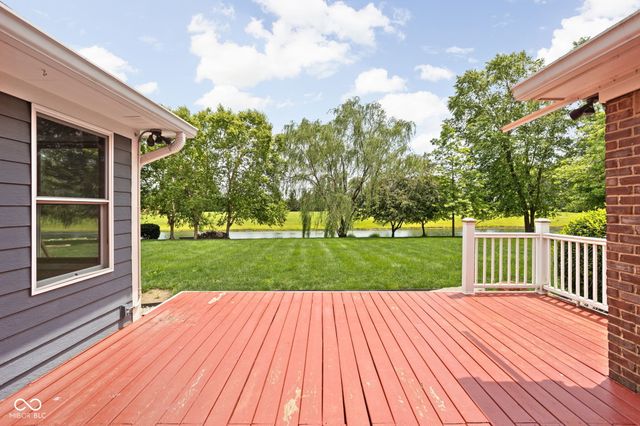 5695 N Red Oak Drive, Greenfield, IN 46140