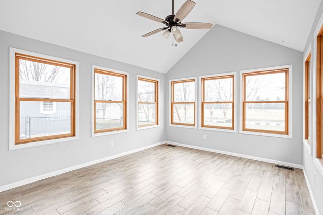 5695 N Red Oak Drive, Greenfield, IN 46140