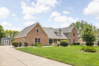 5695 N Red Oak Drive, Greenfield, IN 46140