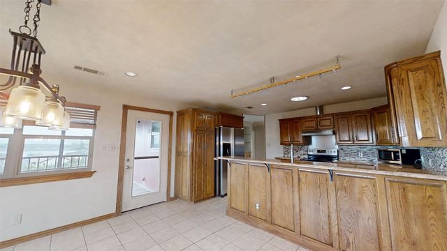 4601 Steepleridge Trail, Granbury, TX 76048