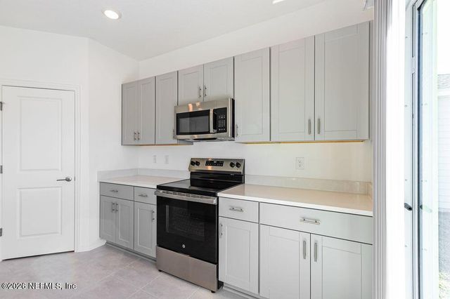 8137 ARCHIBALD Terrace, Jacksonville, FL 32219