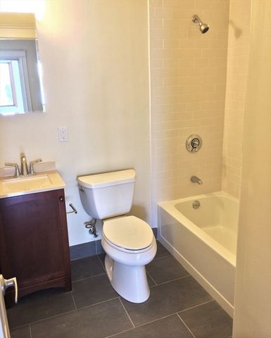 75 Gardena 75, Boston, MA 02135