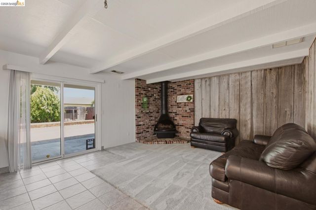 1421 Woodmont WAY, Stockton, CA 95209