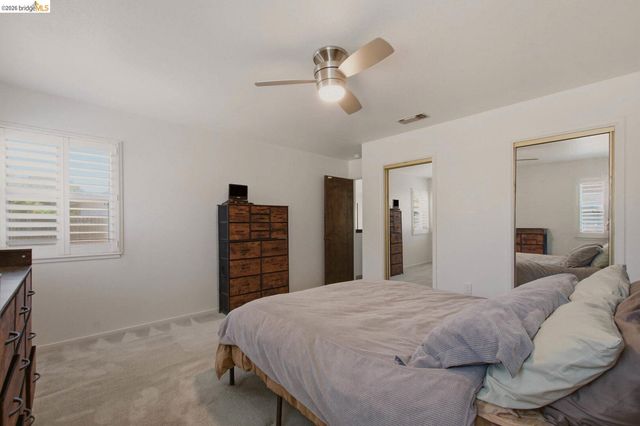 1421 Woodmont WAY, Stockton, CA 95209