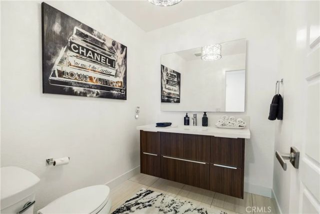 18772 Winnwood, Santa Ana, CA 92705