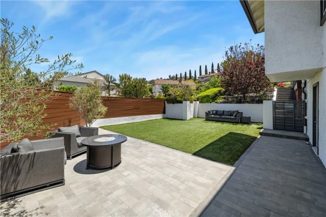 18772 Winnwood, Santa Ana, CA 92705
