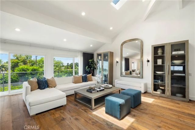 18772 Winnwood, Santa Ana, CA 92705