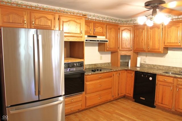 6415 Maple Lawn Road, Indianapolis, IN 46241