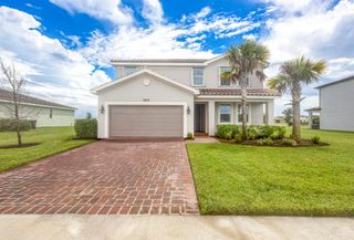 7609 NW Archerfield Drive, Port St Lucie, FL 34987