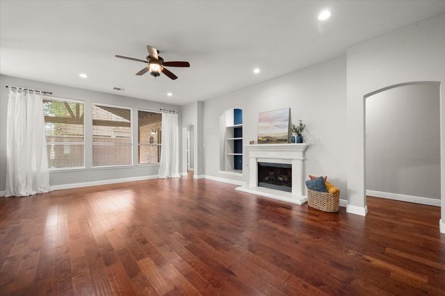 1815 Lakes Edge Boulevard, Mansfield, TX 76063