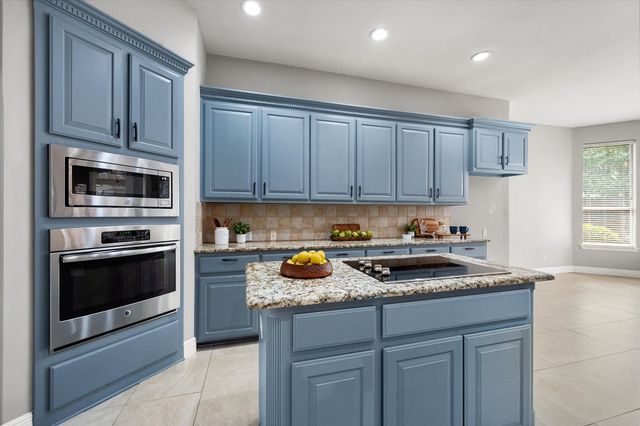 1815 Lakes Edge Boulevard, Mansfield, TX 76063