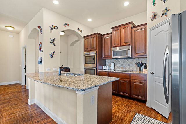 830 Magnolia Drive, Weatherford, TX 76086