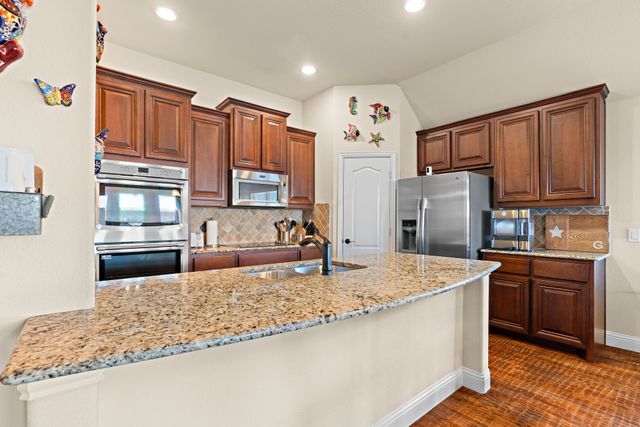 830 Magnolia Drive, Weatherford, TX 76086