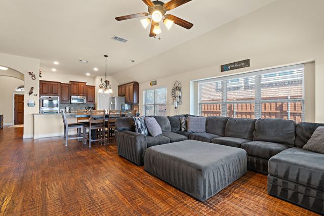 830 Magnolia Drive, Weatherford, TX 76086