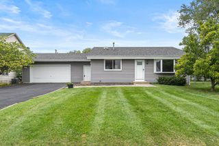 1N210 Darling Street, Carol Stream, IL 60188