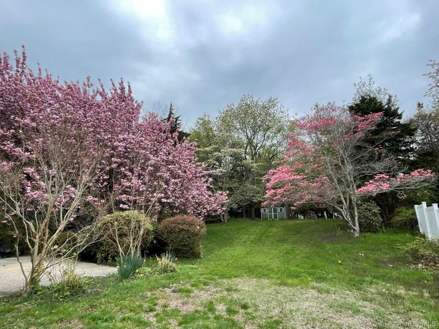 405 Saltaire Way, Mattituck, NY 11952