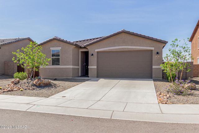 10703 W Walker Brown Drive, Marana, AZ 85653