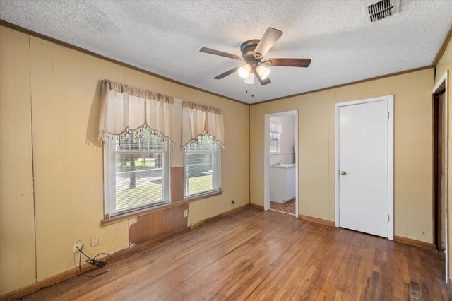 1021 Martin Luther King Jr Boulevard, Corsicana, TX 75110