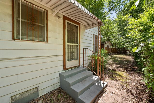 1021 Martin Luther King Jr Boulevard, Corsicana, TX 75110