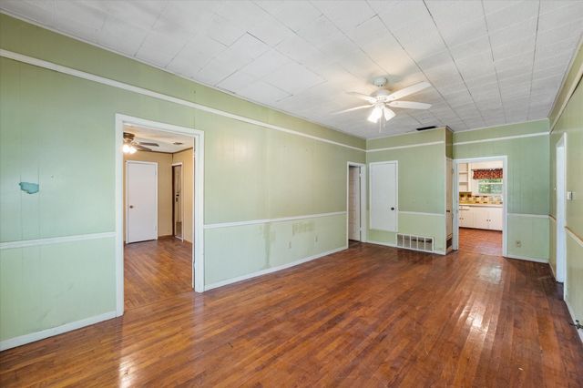 1021 Martin Luther King Jr Boulevard, Corsicana, TX 75110