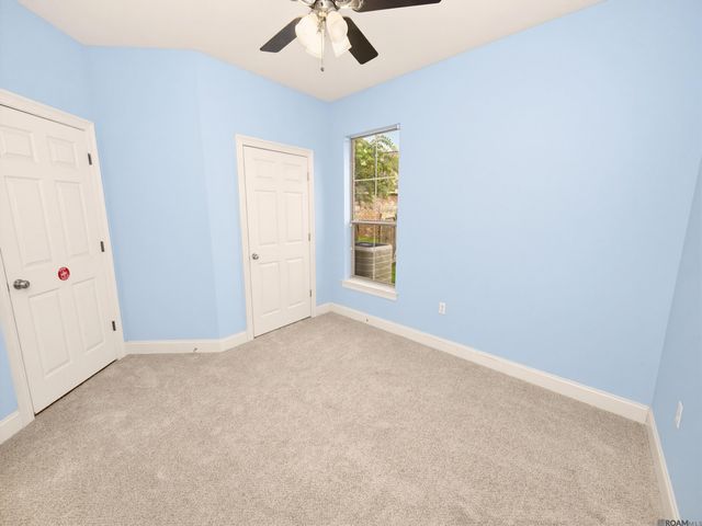 38631 Red Bud Ln, Denham Springs, LA 70706