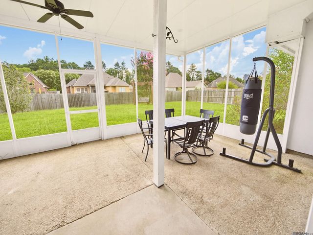38631 Red Bud Ln, Denham Springs, LA 70706