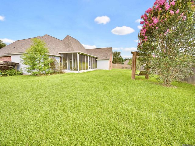 38631 Red Bud Ln, Denham Springs, LA 70706