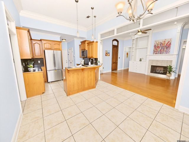 38631 Red Bud Ln, Denham Springs, LA 70706