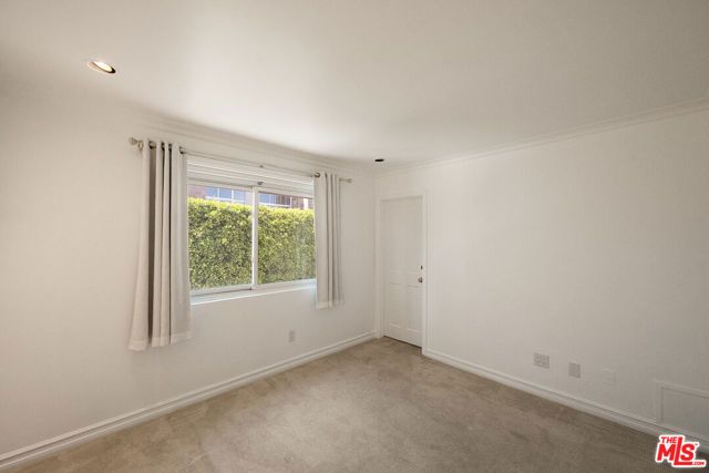 129 Alta Avenue 7, Santa Monica, CA 90402